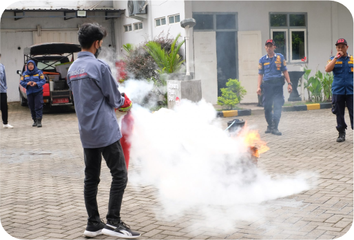 UKM Kesehatan dan Kesehatan Kerja (K3)